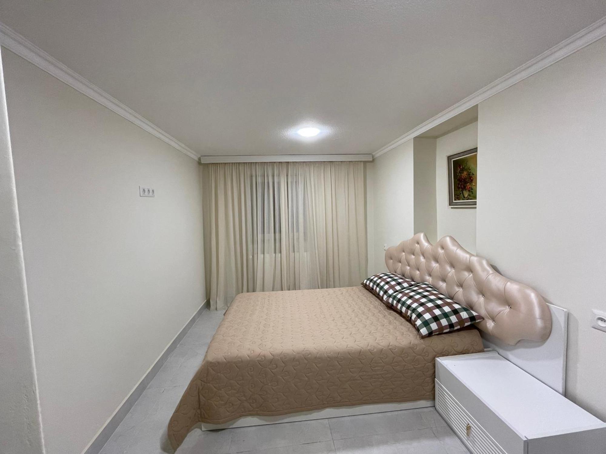 White Stones Apartment Kutaisi Luaran gambar